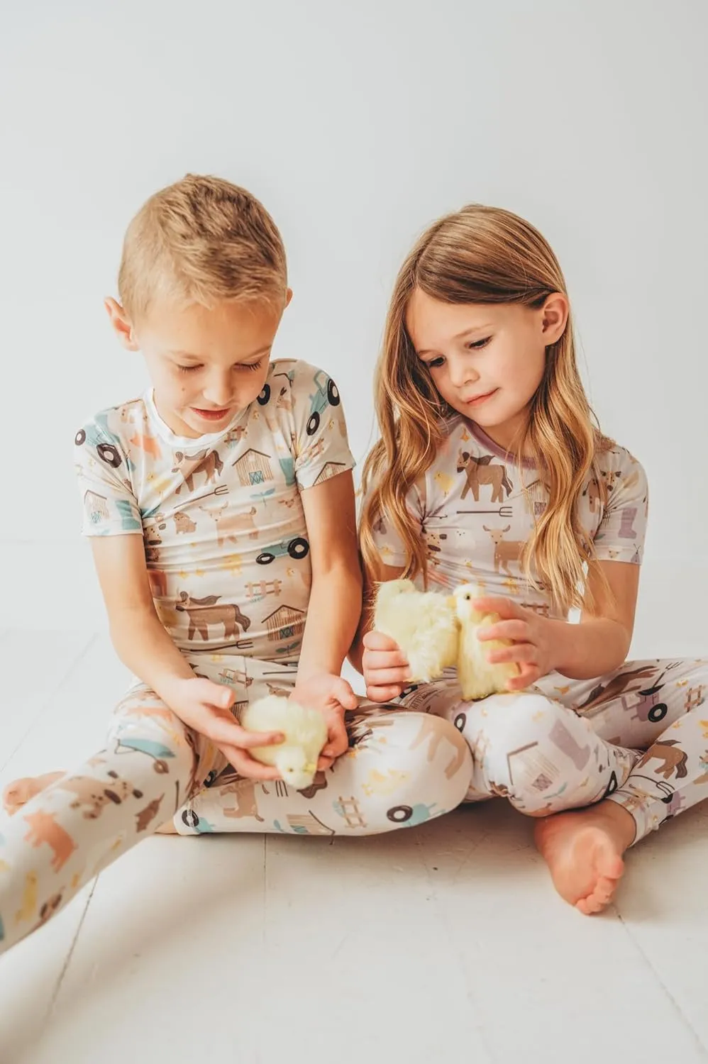 KicKee Print Short Sleeve Pajama Set, Baby to Kid, Super Soft Bamboo Viscose Fitted Pajamas