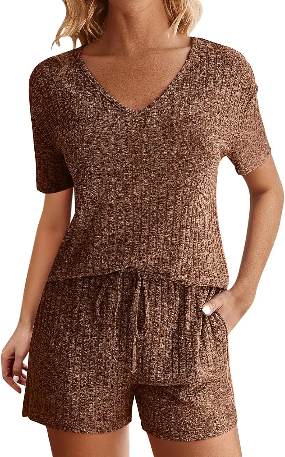 Ribbed Knit Lounge Sets for Women Summer 2 Piece Outfits Short Sleeve Top and Shorts Pajama Set Sweatsuit With Pocket