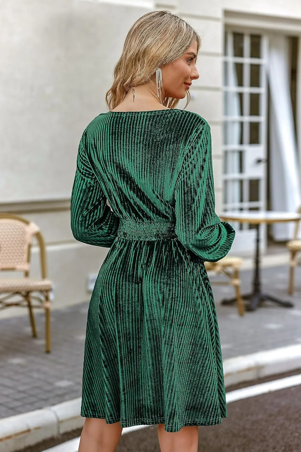 Zeagoo Womens Velvet Dress Sexy V-neck Long Sleeve Stretch Mini Party Cocktail Flared Dress